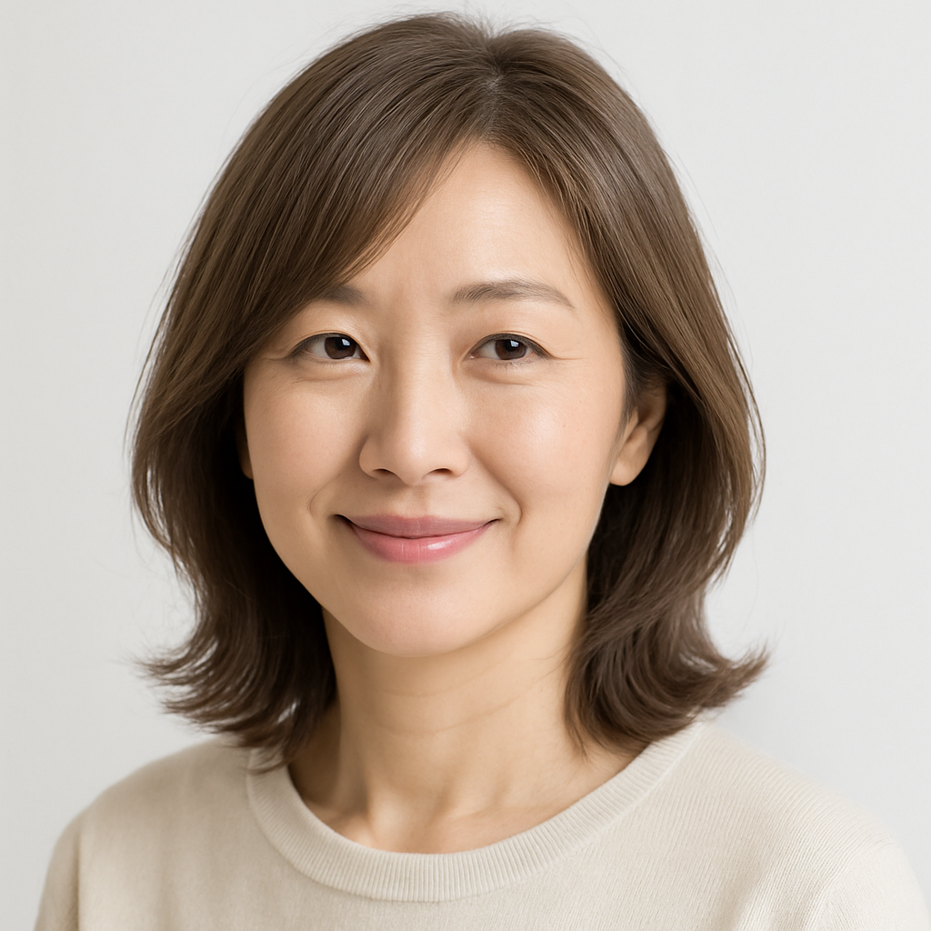 白髪が目立たない髪色トーンとは?大人女性に似合うカラーを解説の画像